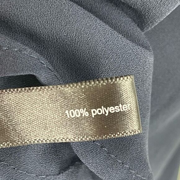 The Limited Rhinestone Embellished Collar Sleeveless Blouse Women Small Navy NWT - Picture 6 of 7